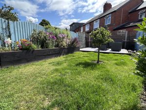 Photo 1- click for photo gallery